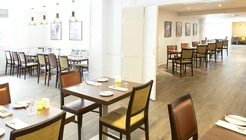 Epping Forest Hotel Woodford Bagian luar foto