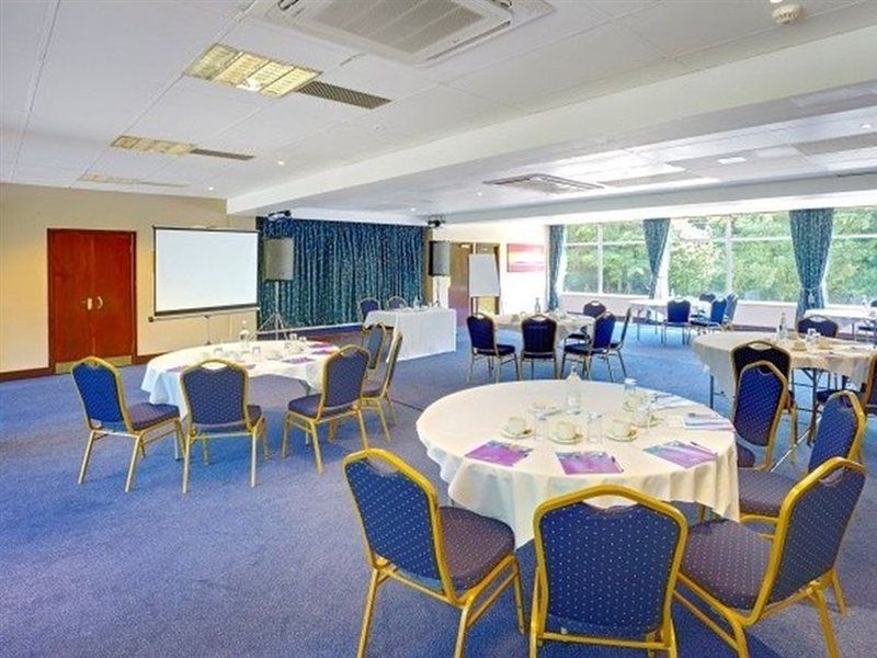 Epping Forest Hotel Woodford Bagian luar foto