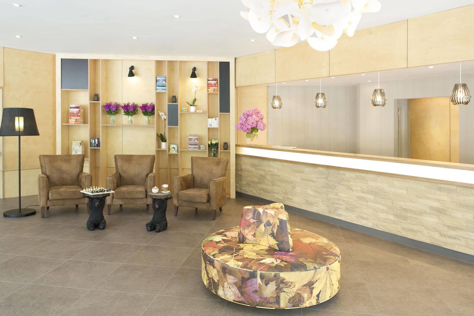 Epping Forest Hotel Woodford Bagian luar foto