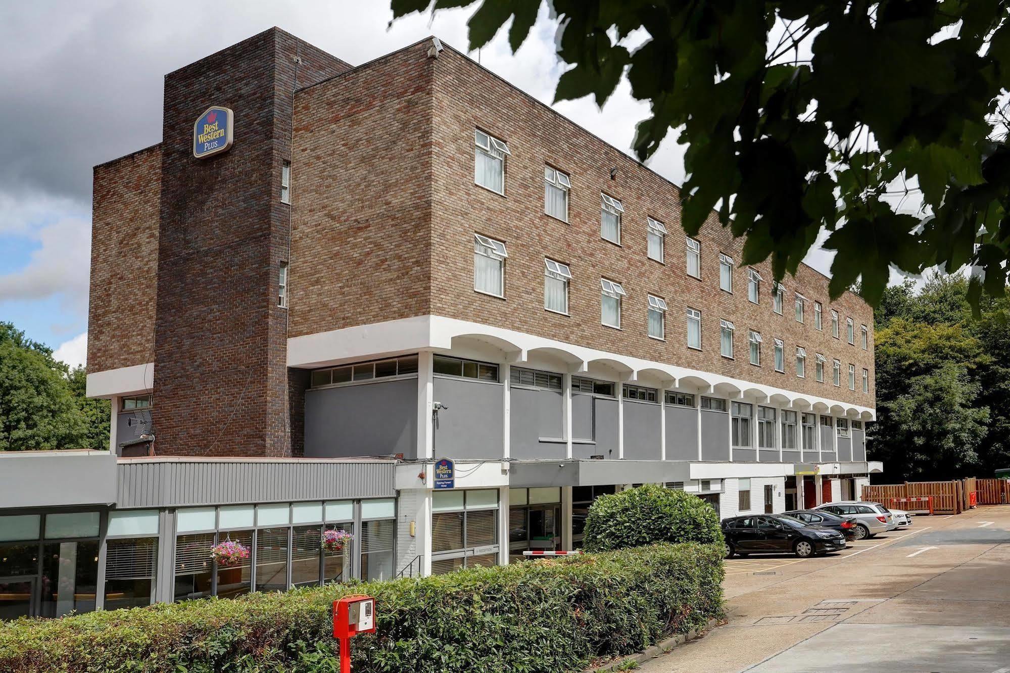 Epping Forest Hotel Woodford Bagian luar foto